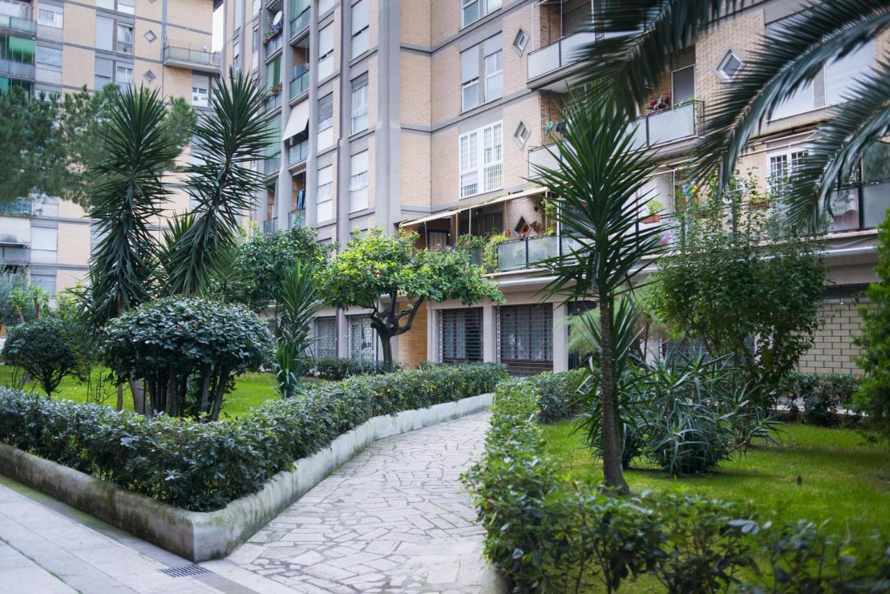 Cm B&B Piramide Roma Eksteriør bilde